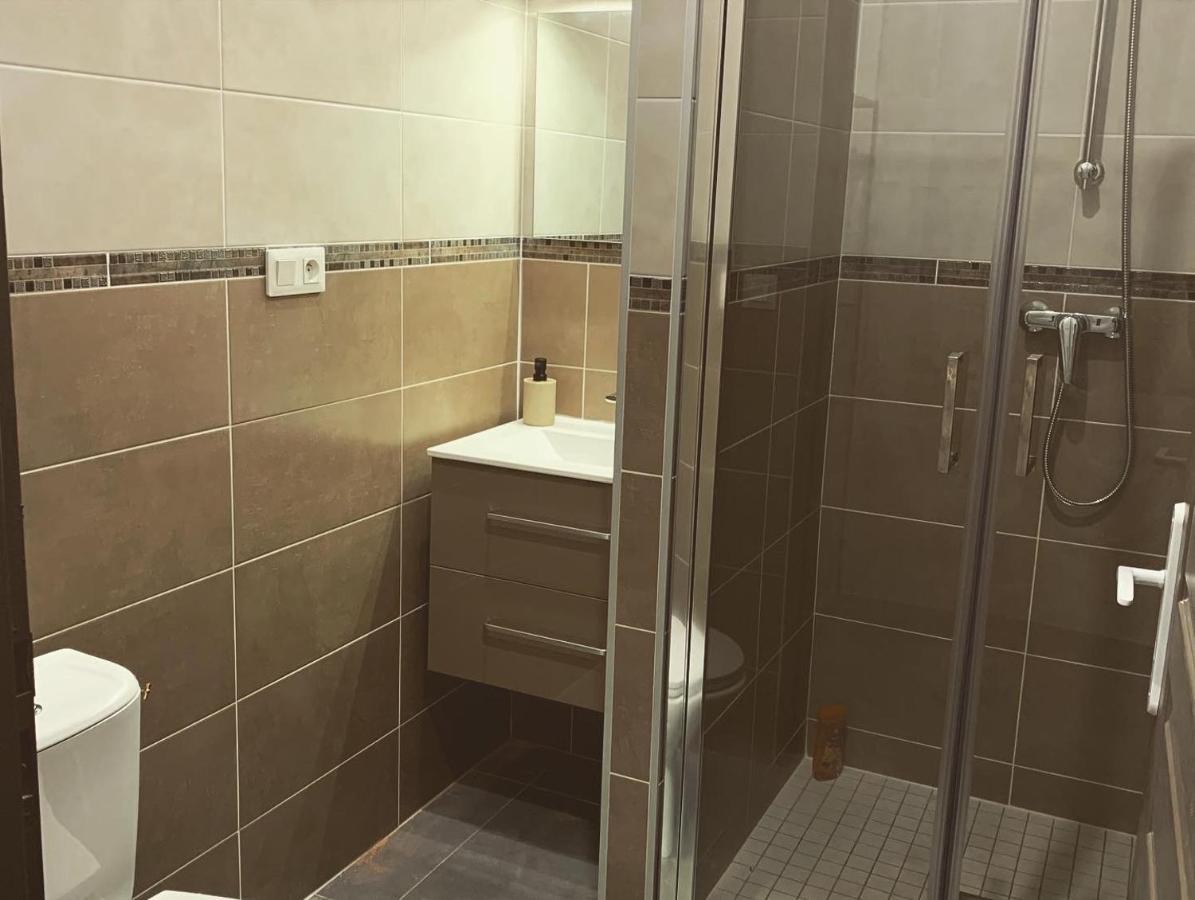 La Corsa Chambre Familiale Deluxe Narbonne Buitenkant foto